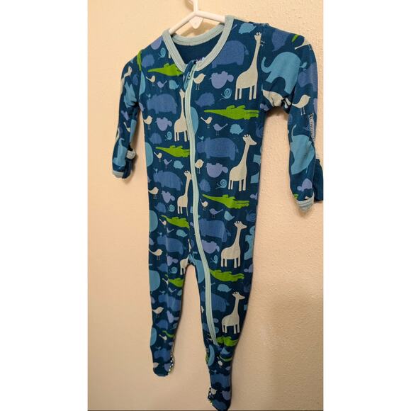 Kickee Pants Bamboo Footie Pajamas Peacock Multi Animal Body Suit size 3-6m - Picture 2 of 8
